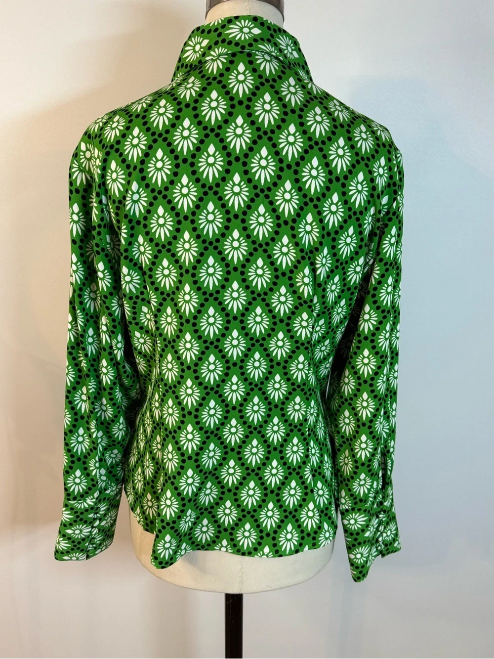 Zara Green and White Floral Button-Down Shirt